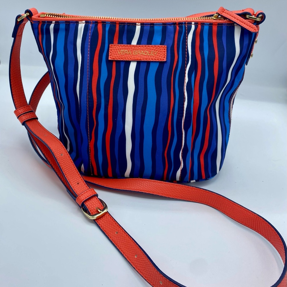 ✨VERA BRADLEY CROSSBODY BAG✨